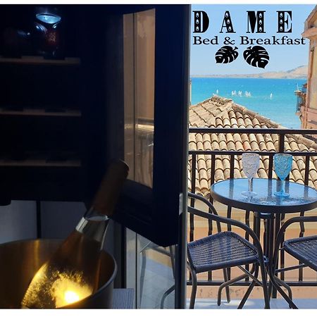 Dame Crotone Bed & Breakfast Bagian luar foto