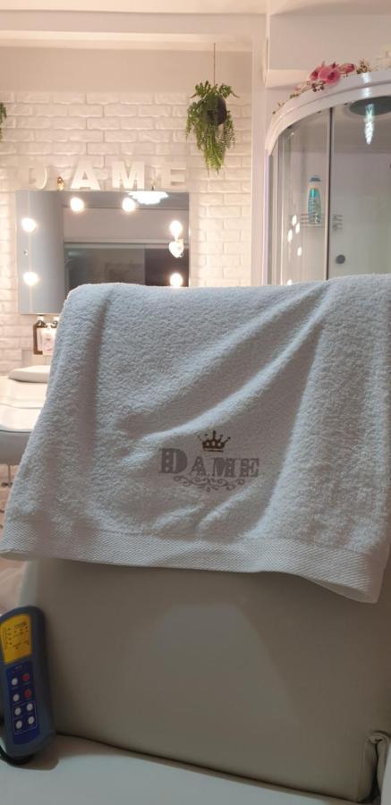 Dame Crotone Bed & Breakfast Bagian luar foto