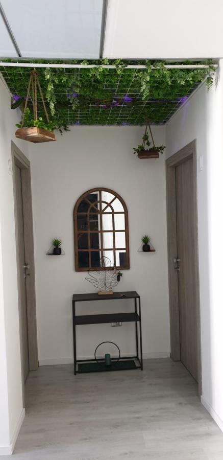 Dame Crotone Bed & Breakfast Bagian luar foto