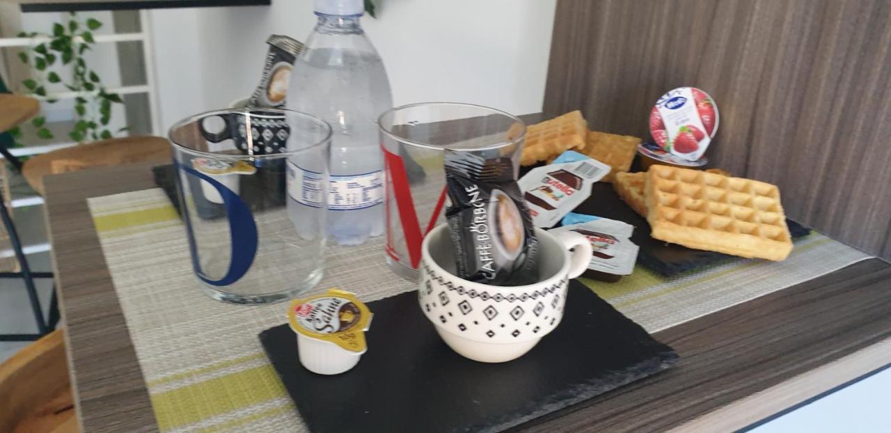 Dame Crotone Bed & Breakfast Bagian luar foto